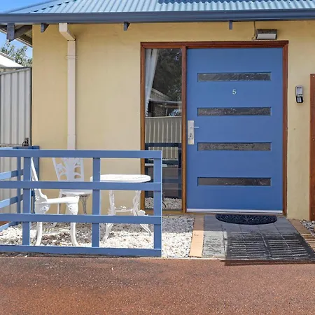 Observatory Guesthouse - Adults Only-3